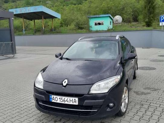 Renault Megane                          2011г. в рассрочку