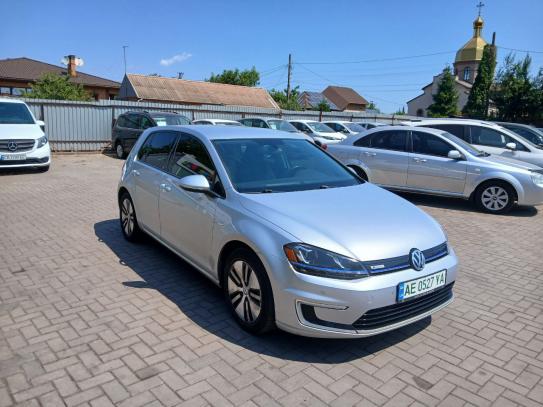 Volkswagen E-golf 2015р. у розстрочку