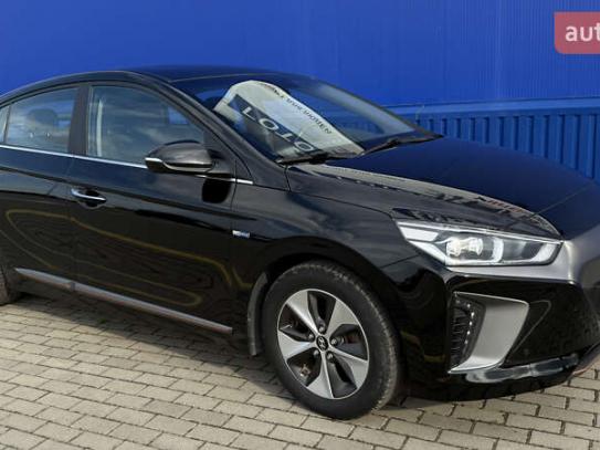 Hyundai Ioniq 2016р. у розстрочку