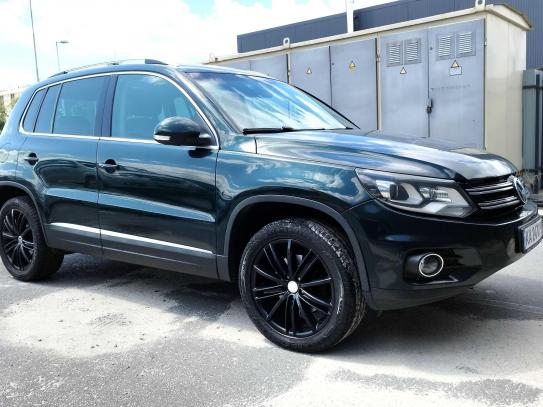 Volkswagen Tiguan 2013р. у розстрочку