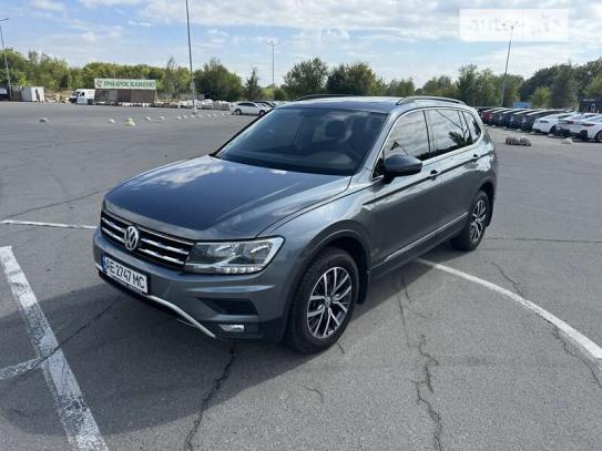 Volkswagen Tiguan 2018р. у розстрочку