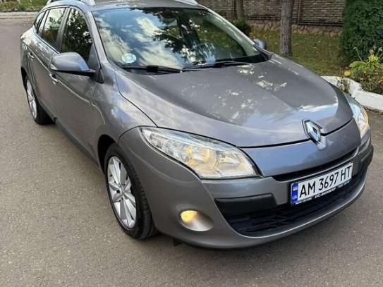 Renault Megane 2011г. в рассрочку