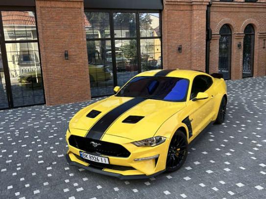 Ford Mustang 2014р. у розстрочку