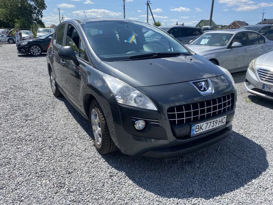 Peugeot 3008
                            2012г. в рассрочку