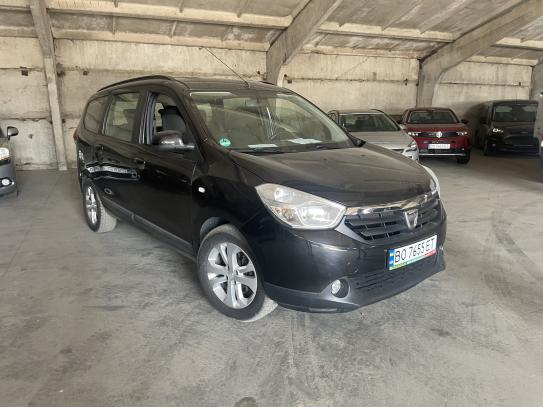 Dacia Lodgy 2013г. в рассрочку