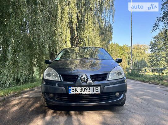 Renault Megane scenic 2007г. в рассрочку