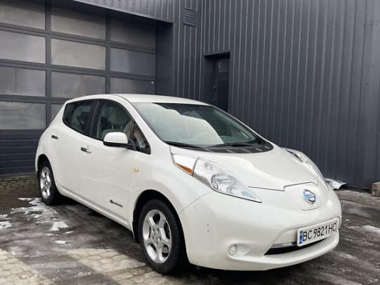 Nissan Leaf                            2014г. в рассрочку