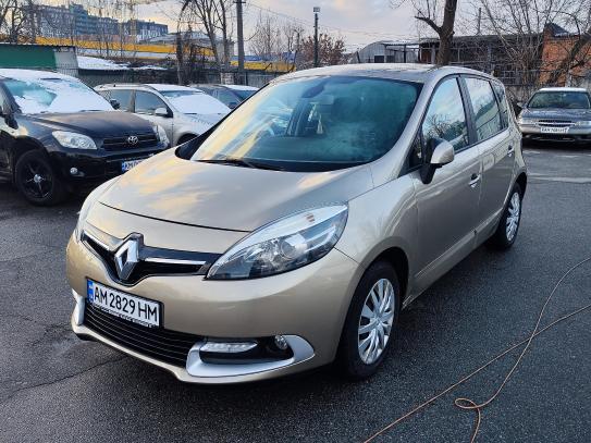 Renault Megane scenic                   2014г. в рассрочку