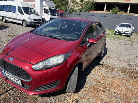 Ford Fiesta
                          2016г. в рассрочку