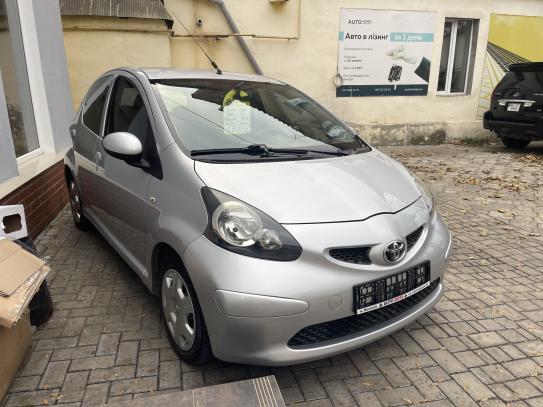 Toyota Aygo 2008р. у розстрочку