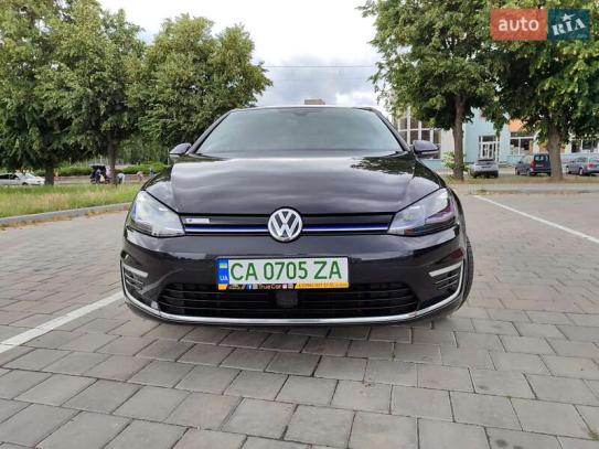 Volkswagen E-golf                          2018г. в рассрочку