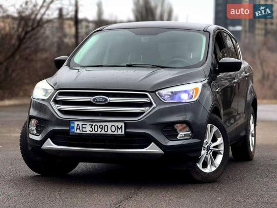 Ford Escape                          2017г. в рассрочку