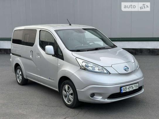 Nissan E-nv200 2015р. у розстрочку