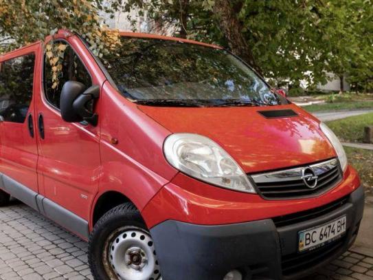 Opel Vivaro 2012р. у розстрочку