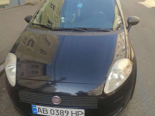 Fiat Punto
                           2011г. в рассрочку