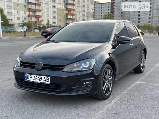 Volkswagen Golf 2012г. в рассрочку