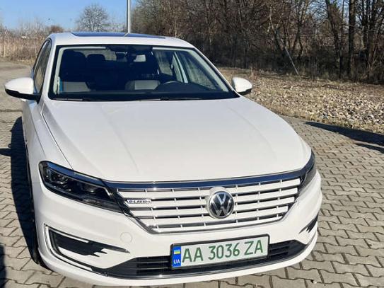 Volkswagen E-lavida 2019р. у розстрочку