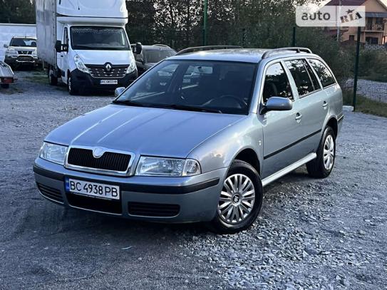 Skoda Octavia 2006р. у розстрочку