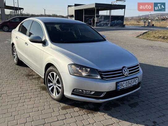 Volkswagen Passat                          2011г. в рассрочку