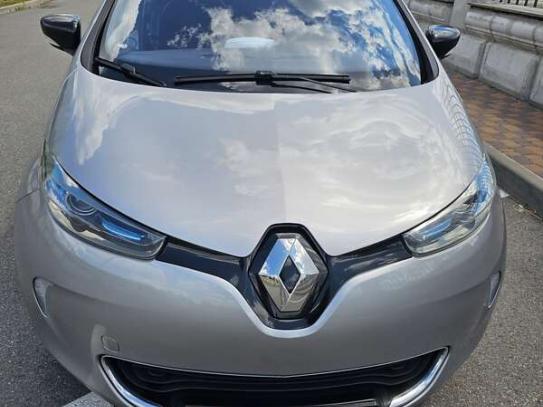 Renault Zoe                             2015г. в рассрочку
