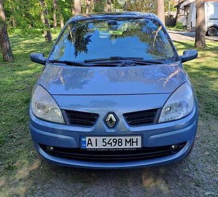 Renault Grand scenic                    2007г. в рассрочку