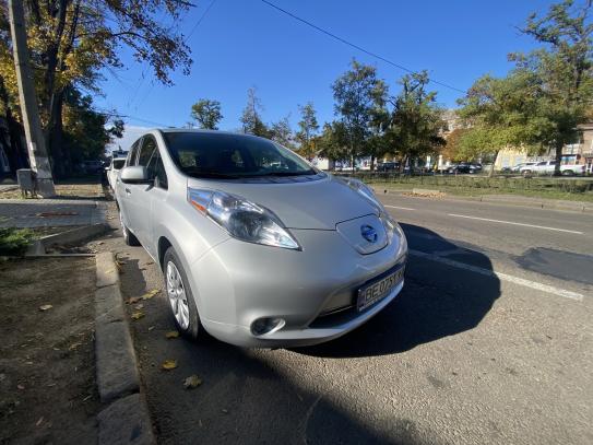 Nissan Leaf 2015р. у розстрочку