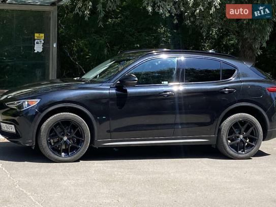 Alfa Romeo stelvio
                   2018г. в рассрочку