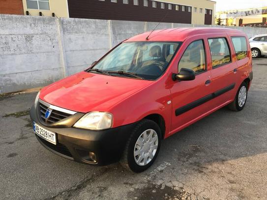 Dacia Logan                           2008г. в рассрочку