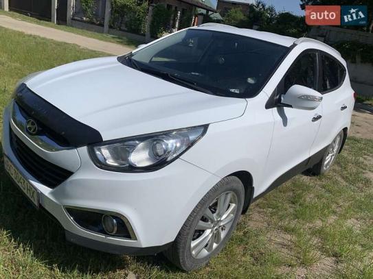 Hyundai Ix35                            2010г. в рассрочку