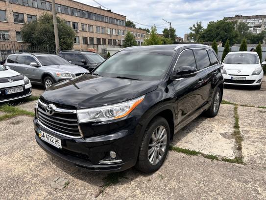 Toyota Highlander 2014р. у розстрочку