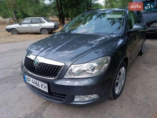 Skoda Octavia                         2010г. в рассрочку