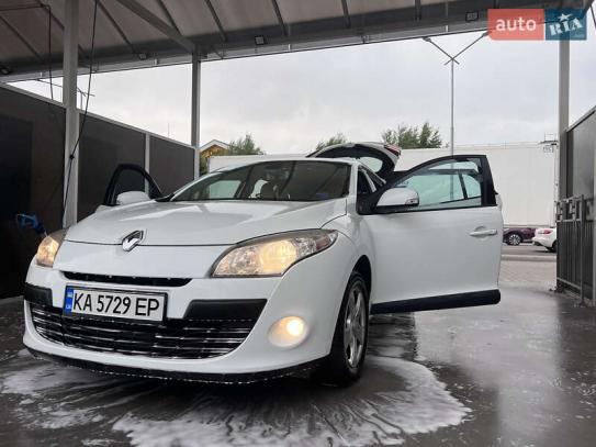 Renault Megane                          2010г. в рассрочку