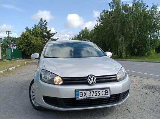 Volkswagen Golf 2011р. у розстрочку