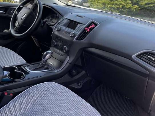 Ford Edge
                            2016г. в рассрочку