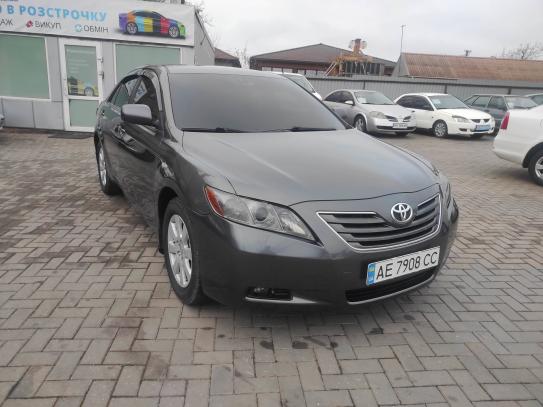 Toyota Camry 2007г. в рассрочку