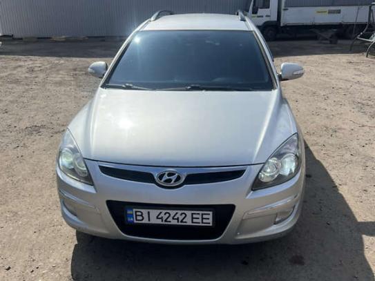 Hyundai I30                             2010г. в рассрочку