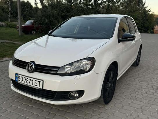 Volkswagen Golf 2011р. у розстрочку