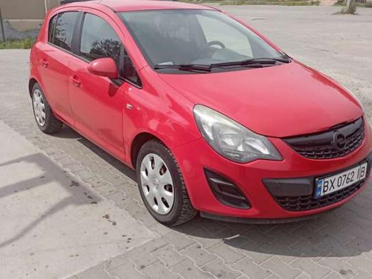 Opel Corsa                           2014г. в рассрочку