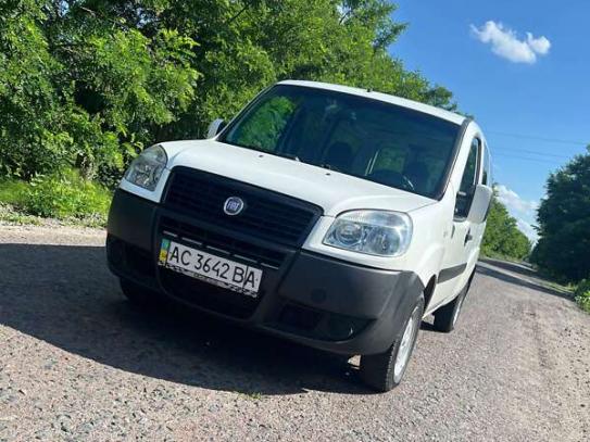 Fiat Doblo                           2010г. в рассрочку