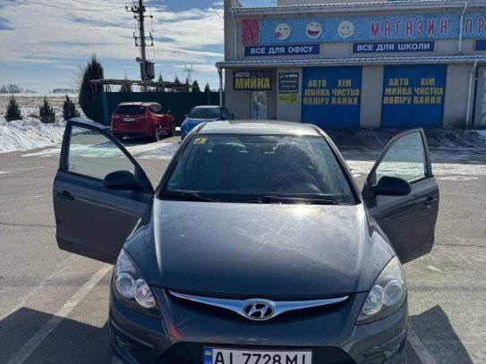 Hyundai I30
                             2011г. в рассрочку