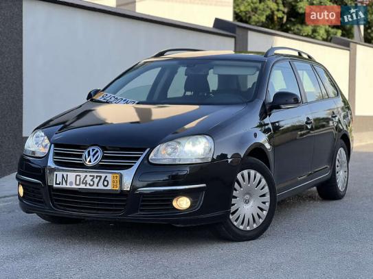 Volkswagen Golf 2008р. у розстрочку