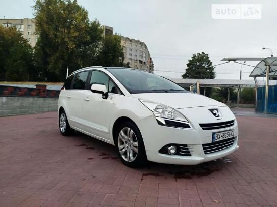 Peugeot 5008 2012г. в рассрочку