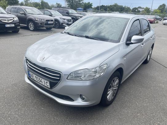 Peugeot 301
                             2013г. в рассрочку