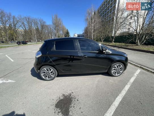 Renault Zoe                             2016г. в рассрочку