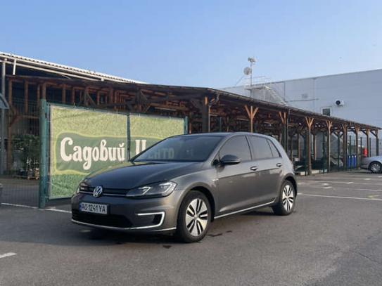 Volkswagen E-golf                          2018г. в рассрочку