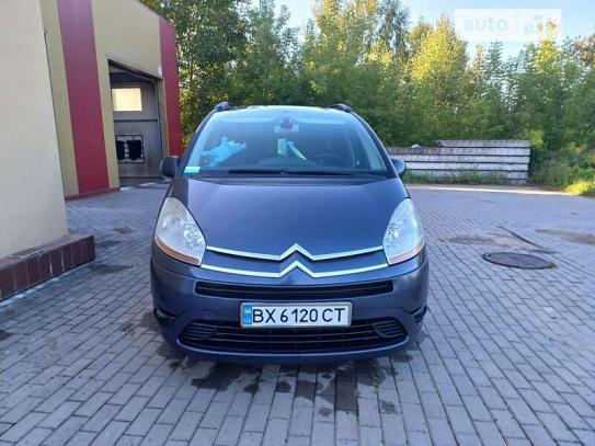 Citroen C4 picasso 2008г. в рассрочку