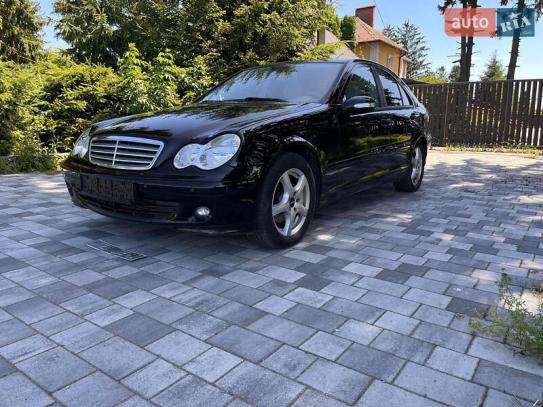 Mercedes-benz C-class 2005г. в рассрочку