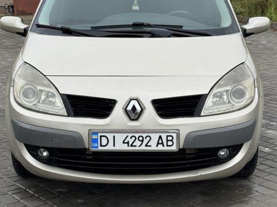 Renault Scenic ii                       2006г. в рассрочку
