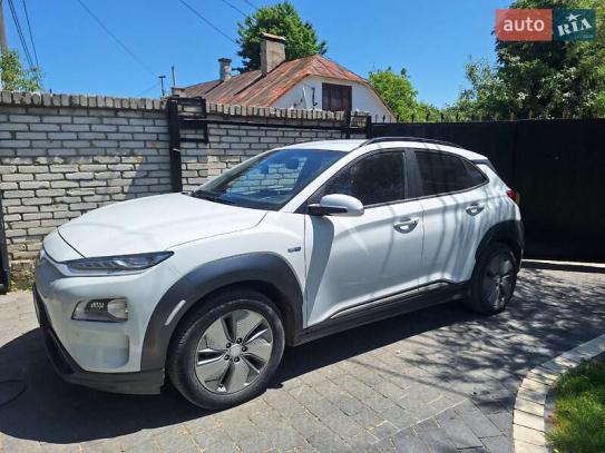 Hyundai Kona
                            2020г. в рассрочку