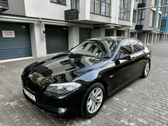 Bmw 520 i                           2012г. в рассрочку